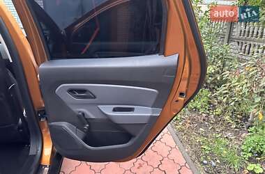 Внедорожник / Кроссовер Dacia Duster 2018 в 
