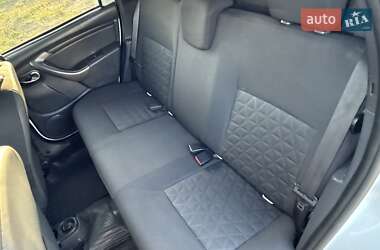 Внедорожник / Кроссовер Dacia Duster 2014 в 