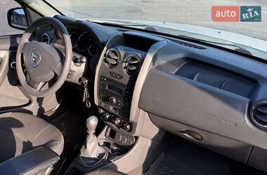 Внедорожник / Кроссовер Dacia Duster 2014 в 
