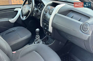 Внедорожник / Кроссовер Dacia Duster 2016 в 
