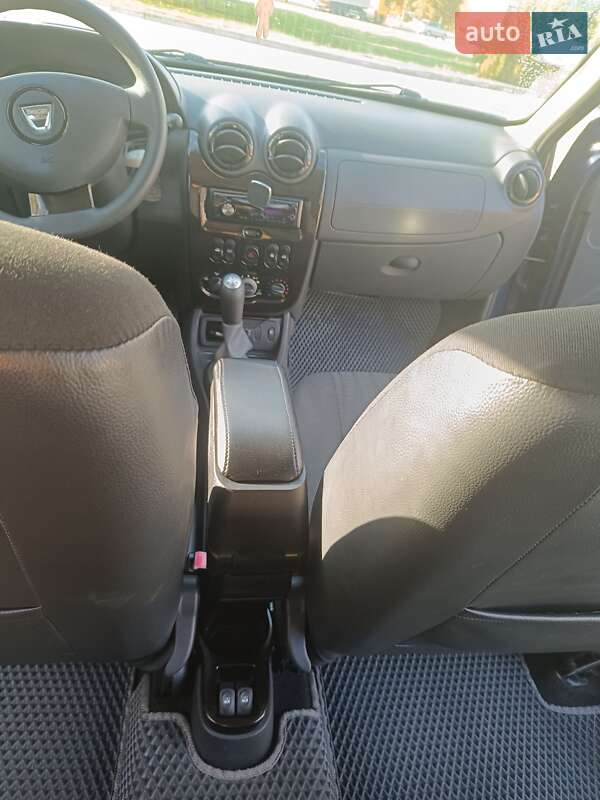 Позашляховик / Кросовер Dacia Duster 2010 в Нетішині