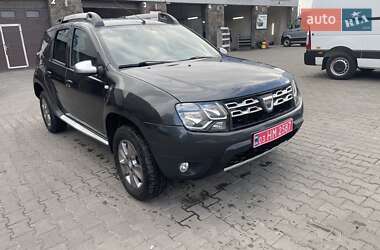 Внедорожник / Кроссовер Dacia Duster 2016 в 