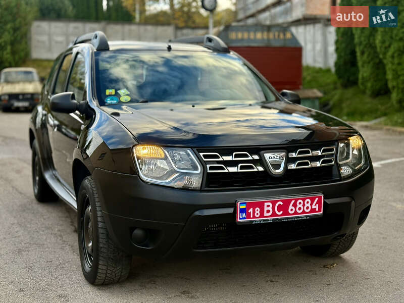 Внедорожник / Кроссовер Dacia Duster 2014 в Ровно фото 3 Внедорожник / Кроссовер Dacia Duster 2014 в Ровно