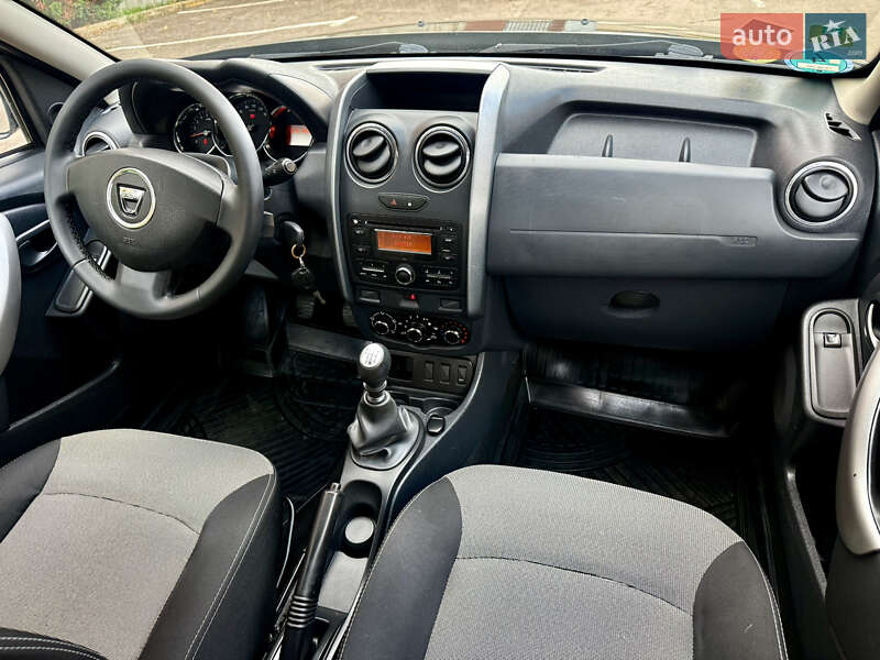 Внедорожник / Кроссовер Dacia Duster 2014 в Ровно фото 25 Внедорожник / Кроссовер Dacia Duster 2014 в Ровно