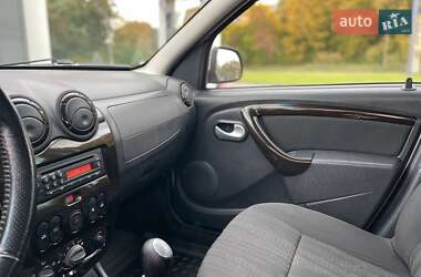 Внедорожник / Кроссовер Dacia Duster 2010 в 
