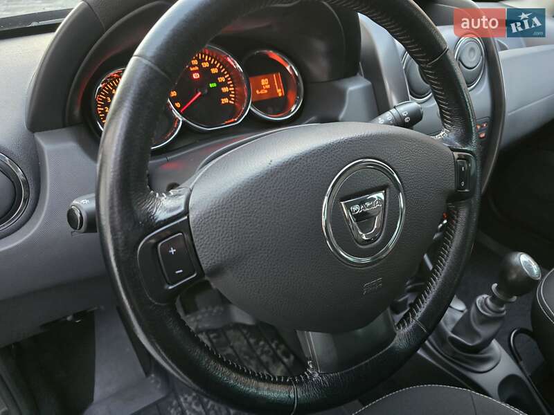 Внедорожник / Кроссовер Dacia Duster 2014 в Ивано-Франковске