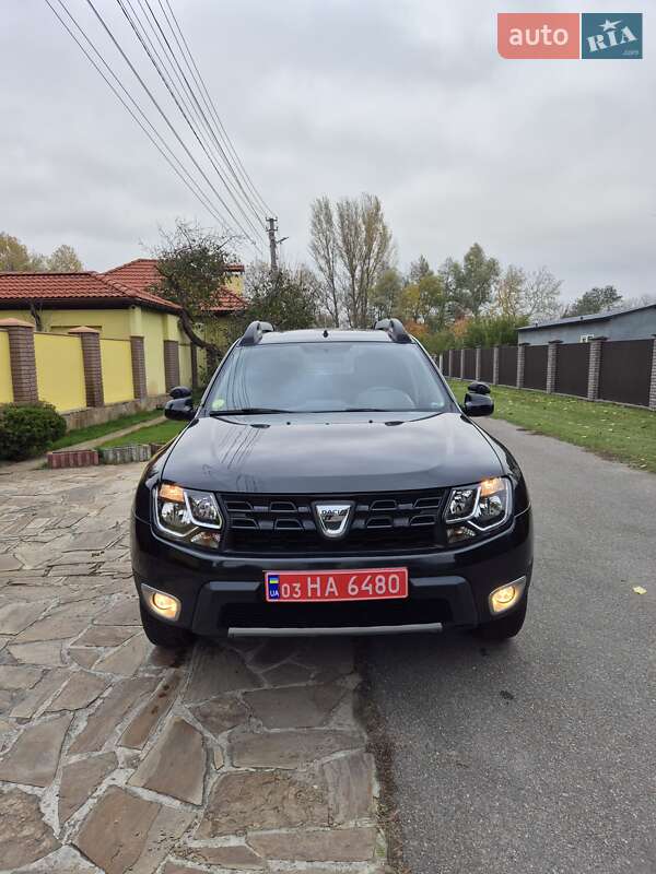 Внедорожник / Кроссовер Dacia Duster 2017 в Киеве