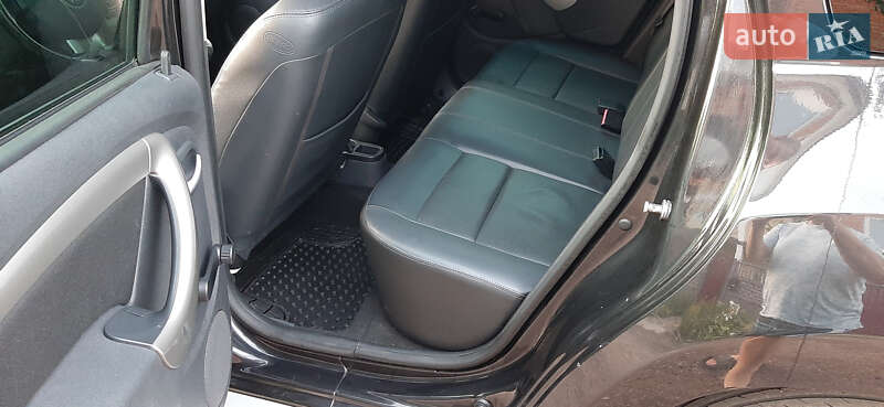 Позашляховик / Кросовер Dacia Duster 2013 в Чернігові