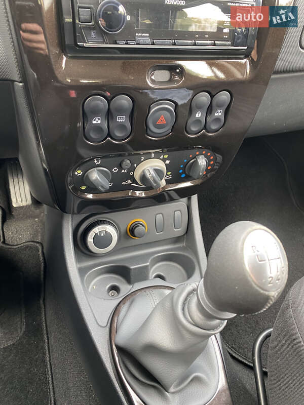 Внедорожник / Кроссовер Dacia Duster 2010 в Луцке фото 17 Внедорожник / Кроссовер Dacia Duster 2010 в Луцке