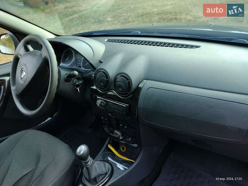 Внедорожник / Кроссовер Dacia Duster 2010 в Конотопе