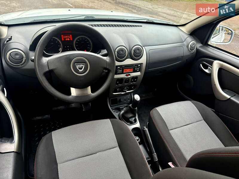 Внедорожник / Кроссовер Dacia Duster 2013 в Ровно