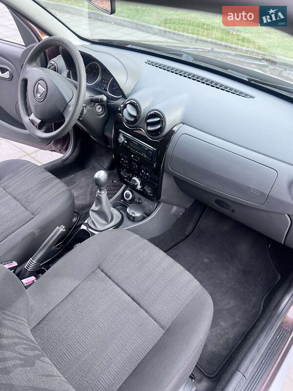 Внедорожник / Кроссовер Dacia Duster 2011 в Луцке фото 15 Внедорожник / Кроссовер Dacia Duster 2011 в Луцке