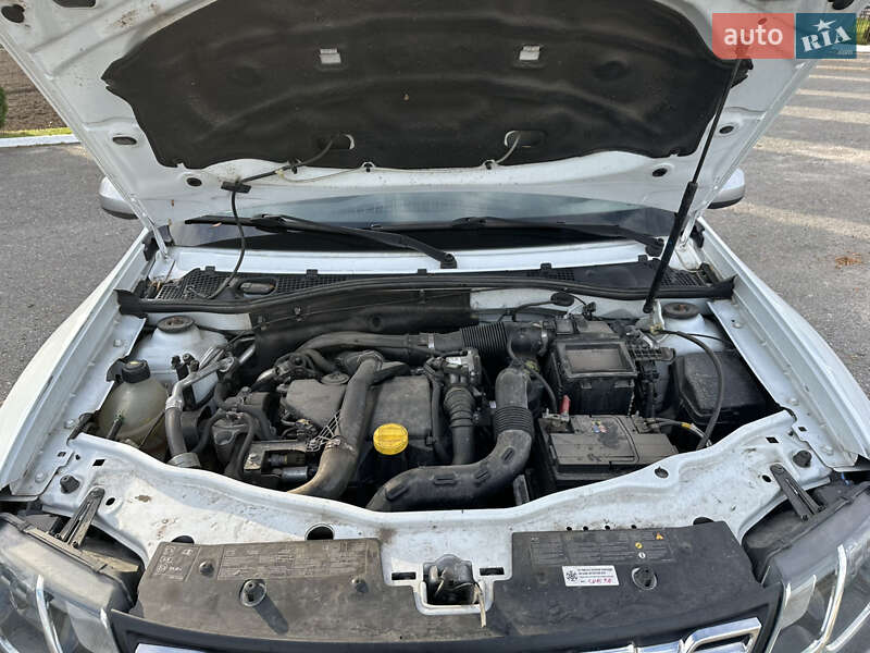 Внедорожник / Кроссовер Dacia Duster 2013 в Дубно