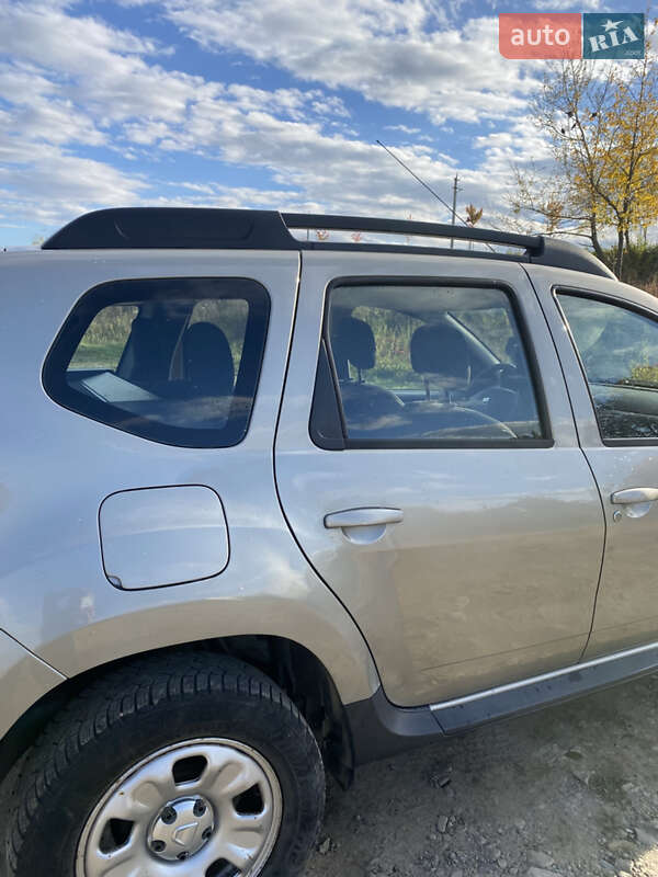 Внедорожник / Кроссовер Dacia Duster 2010 в Ивано-Франковске фото 6 Внедорожник / Кроссовер Dacia Duster 2010 в Ивано-Франковске