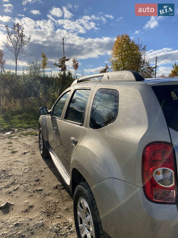 Внедорожник / Кроссовер Dacia Duster 2010 в Ивано-Франковске фото 4 Внедорожник / Кроссовер Dacia Duster 2010 в Ивано-Франковске