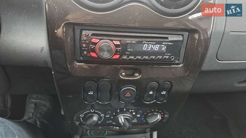 Внедорожник / Кроссовер Dacia Duster 2012 в Калуше