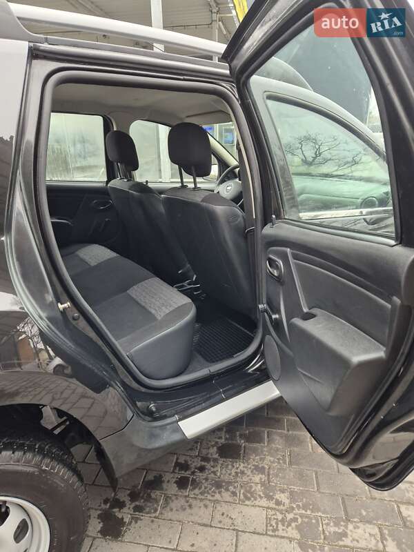 Внедорожник / Кроссовер Dacia Duster 2013 в Киверцах