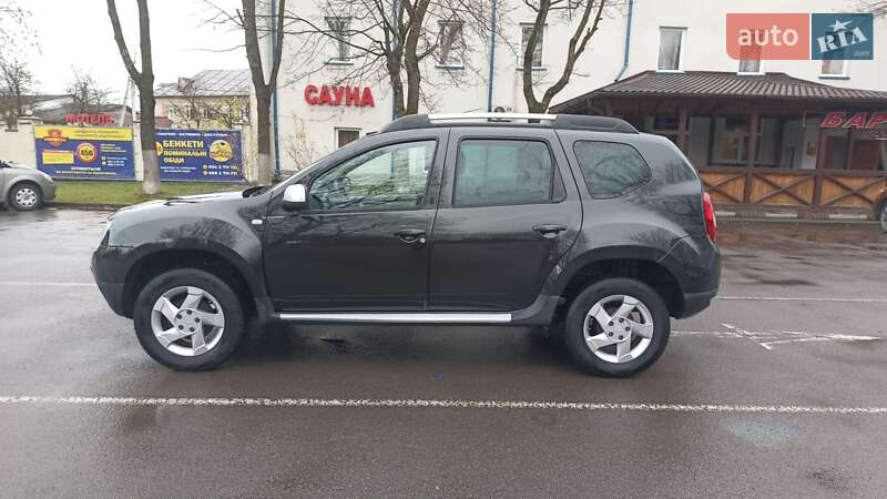 Позашляховик / Кросовер Dacia Duster 2011 в Івано-Франківську