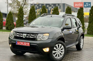 Позашляховик / Кросовер Dacia Duster 2014 в Києві