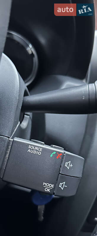 Внедорожник / Кроссовер Dacia Duster 2014 в Киеве фото 30 Внедорожник / Кроссовер Dacia Duster 2014 в Киеве