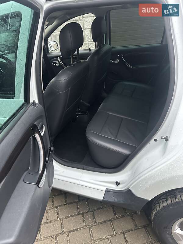 Внедорожник / Кроссовер Dacia Duster 2012 в Луцке фото 20 Внедорожник / Кроссовер Dacia Duster 2012 в Луцке