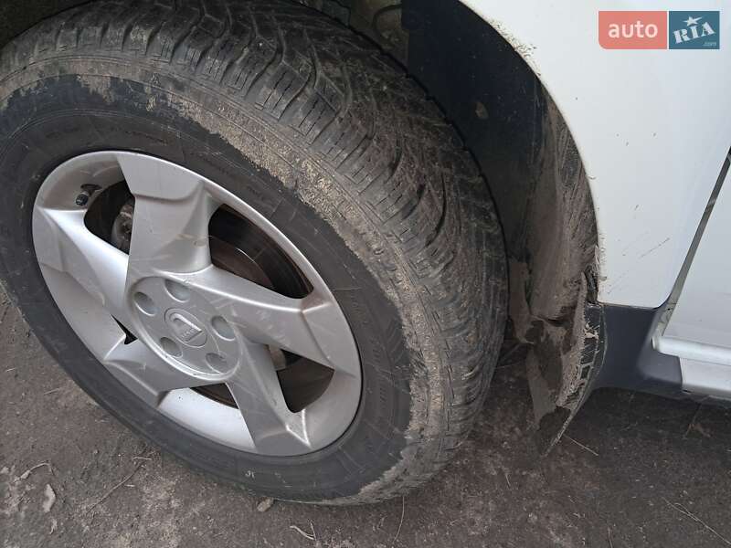 Внедорожник / Кроссовер Dacia Duster 2012 в Переяславе фото 3 Внедорожник / Кроссовер Dacia Duster 2012 в Переяславе