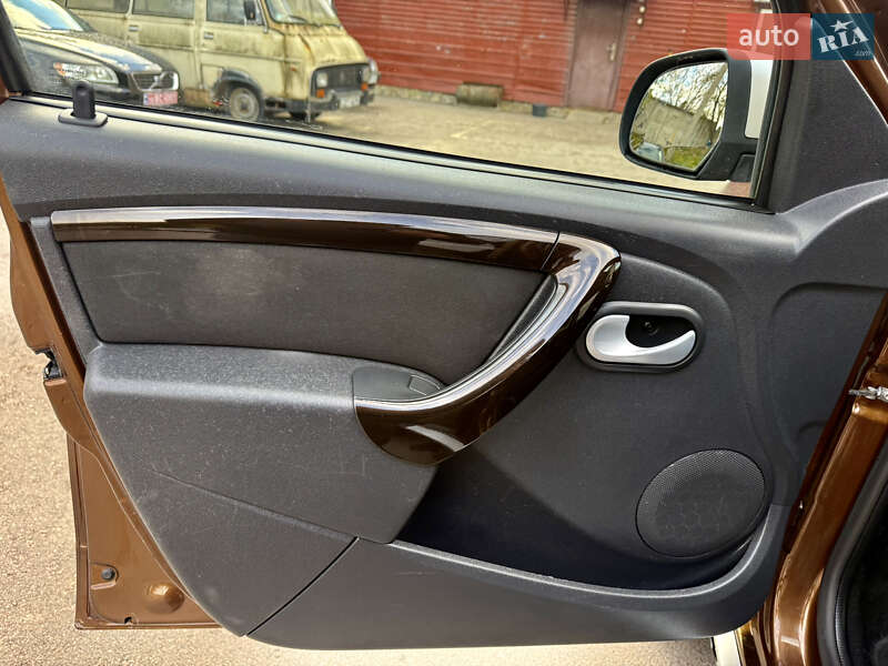 Внедорожник / Кроссовер Dacia Duster 2011 в Ровно