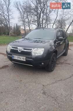 Позашляховик / Кросовер Dacia Duster 2010 в Гадячі