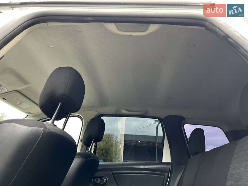 Внедорожник / Кроссовер Dacia Duster 2010 в Калуше фото 44 Внедорожник / Кроссовер Dacia Duster 2010 в Калуше