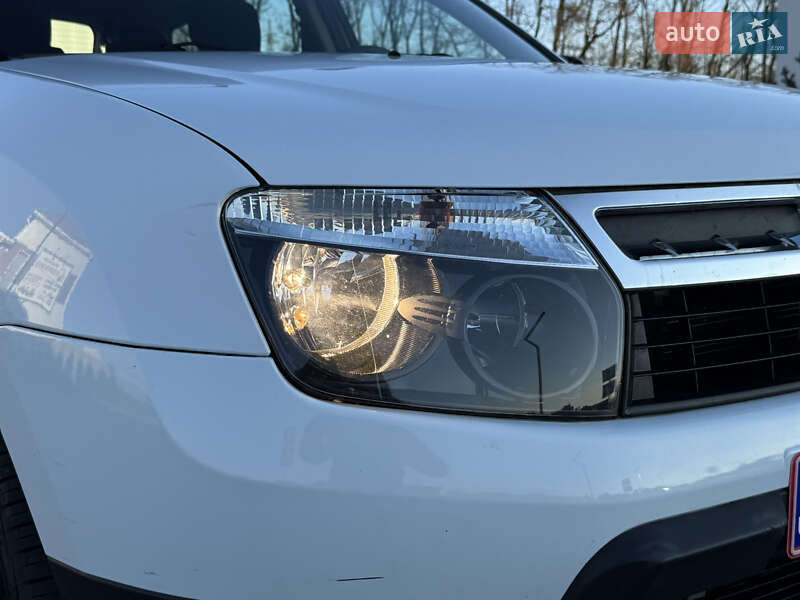 Позашляховик / Кросовер Dacia Duster 2011 в Луцьку