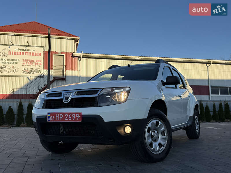 Позашляховик / Кросовер Dacia Duster 2011 в Луцьку