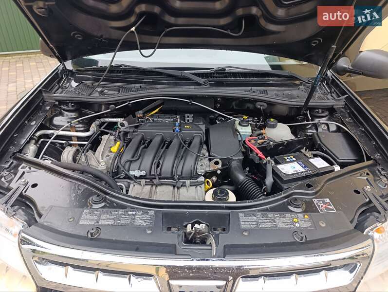 Внедорожник / Кроссовер Dacia Duster 2010 в Киверцах