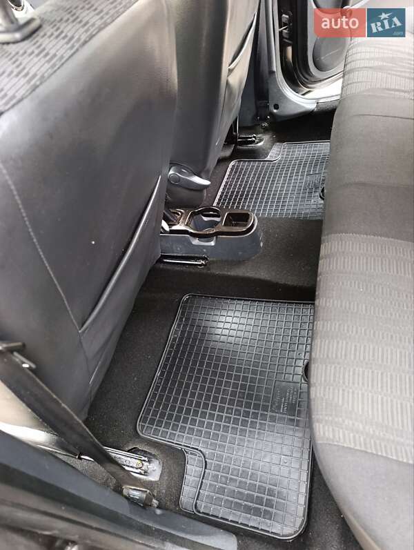 Внедорожник / Кроссовер Dacia Duster 2010 в Киверцах