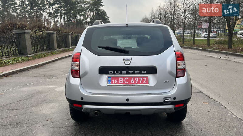 Позашляховик / Кросовер Dacia Duster 2015 в Умані