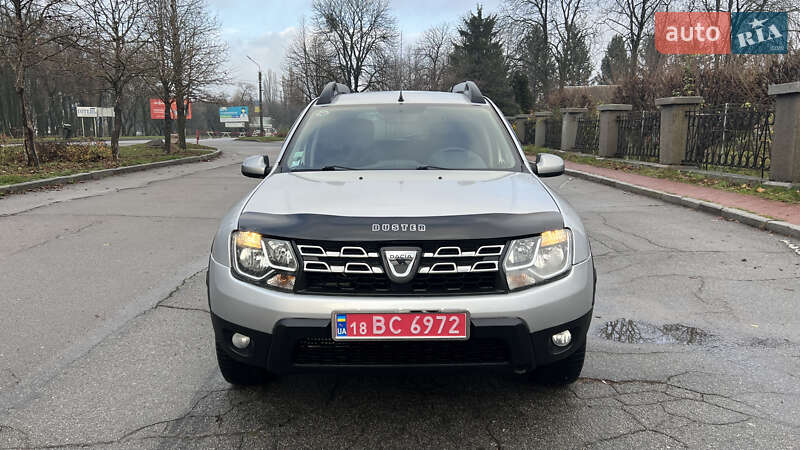 Позашляховик / Кросовер Dacia Duster 2015 в Умані