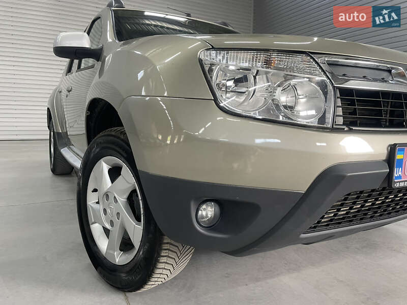 Внедорожник / Кроссовер Dacia Duster 2011 в Стрые