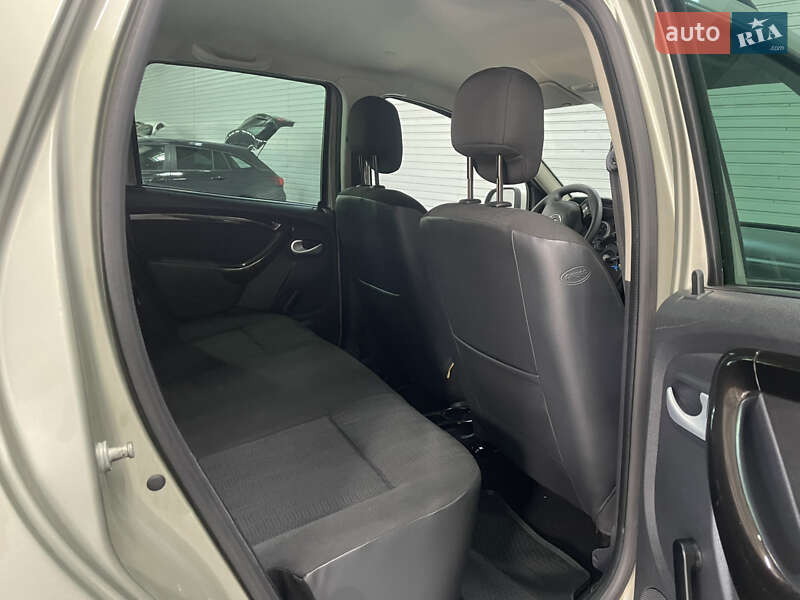 Внедорожник / Кроссовер Dacia Duster 2011 в Стрые