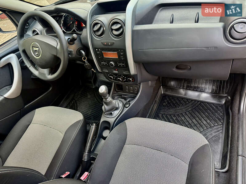 Позашляховик / Кросовер Dacia Duster 2014 в Рівному