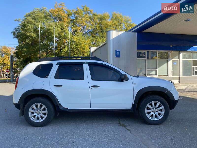 Позашляховик / Кросовер Dacia Duster 2011 в Миколаєві