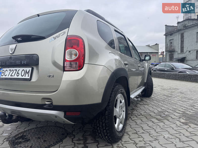 Позашляховик / Кросовер Dacia Duster 2011 в Львові