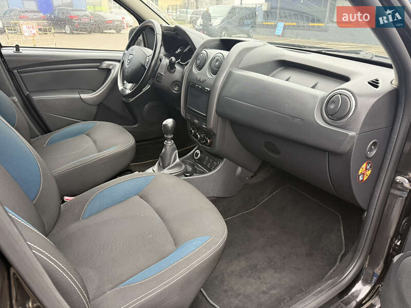 Внедорожник / Кроссовер Dacia Duster 2015 в Ровно