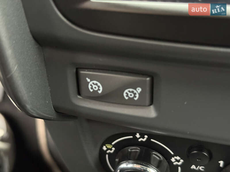 Внедорожник / Кроссовер Dacia Duster 2015 в Ровно