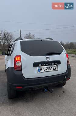 Внедорожник / Кроссовер Dacia Duster 2013 в Знаменке