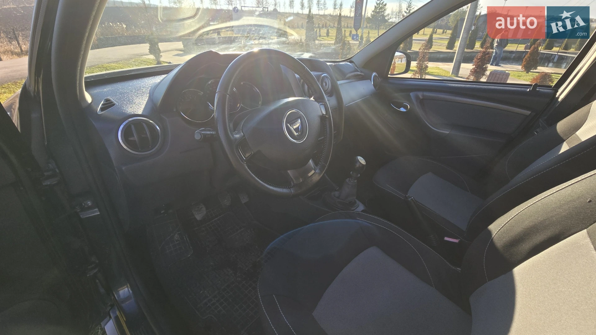 2016 Dacia Duster - мініатюра 22