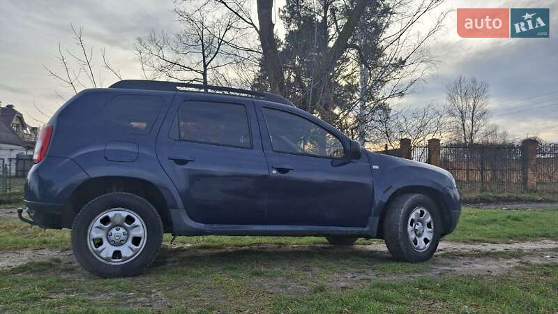 Внедорожник / Кроссовер Dacia Duster 2010 в Михайловке-Рубежовке