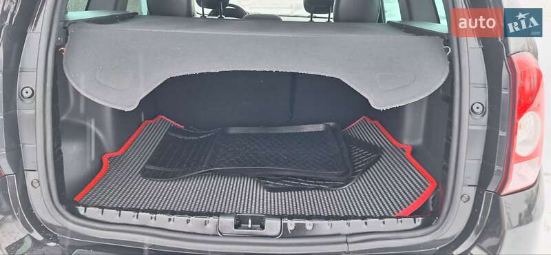 Позашляховик / Кросовер Dacia Duster 2011 в Новоархангельську