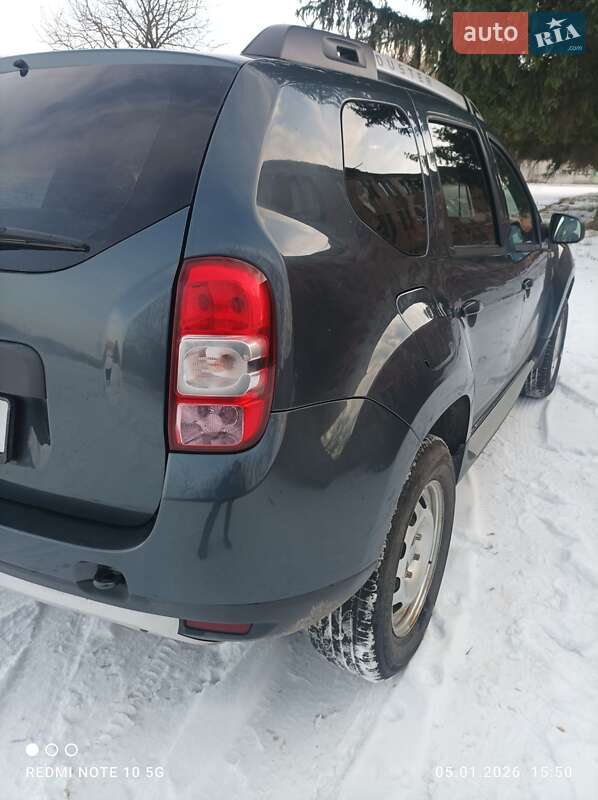 Позашляховик / Кросовер Dacia Duster 2016 в Дубні