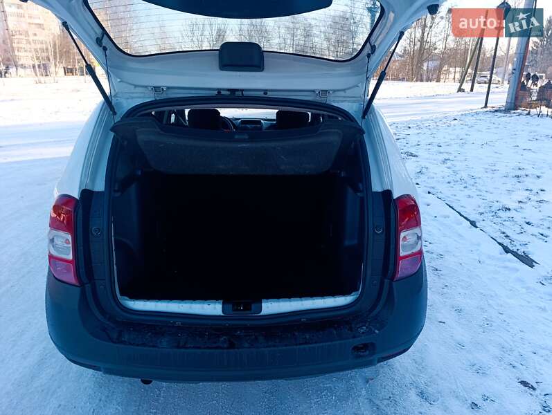 Позашляховик / Кросовер Dacia Duster 2016 в Звягелі фото 19 Позашляховик / Кросовер Dacia Duster 2016 в Звягелі