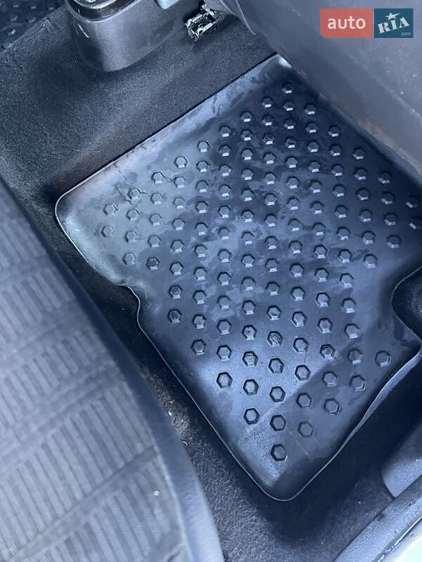 Внедорожник / Кроссовер Dacia Duster 2011 в Нежине фото 31 Внедорожник / Кроссовер Dacia Duster 2011 в Нежине