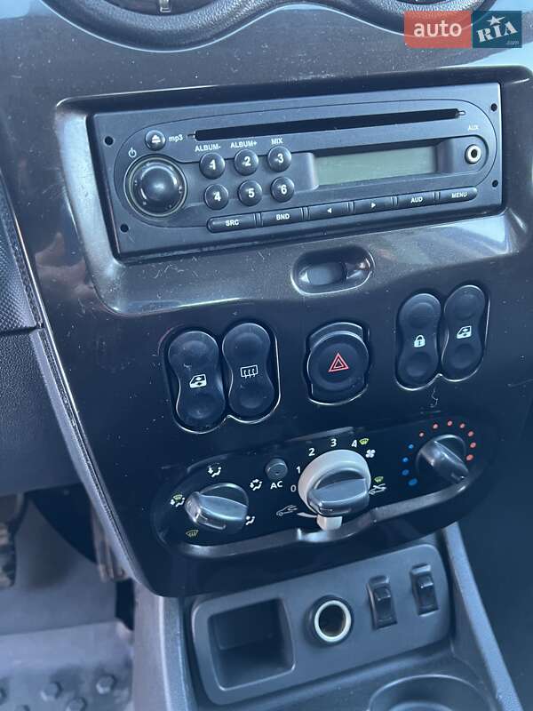 Внедорожник / Кроссовер Dacia Duster 2011 в Нежине фото 43 Внедорожник / Кроссовер Dacia Duster 2011 в Нежине